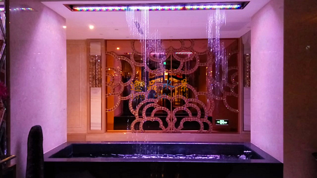 北京市東城區(qū)室內(nèi)數(shù)字水幕的產(chǎn)品特點介紹及圖片