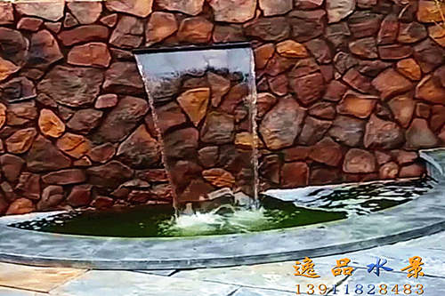 水景墻不銹鋼出水口水流會濺出來嗎？北京水景墻廠家
